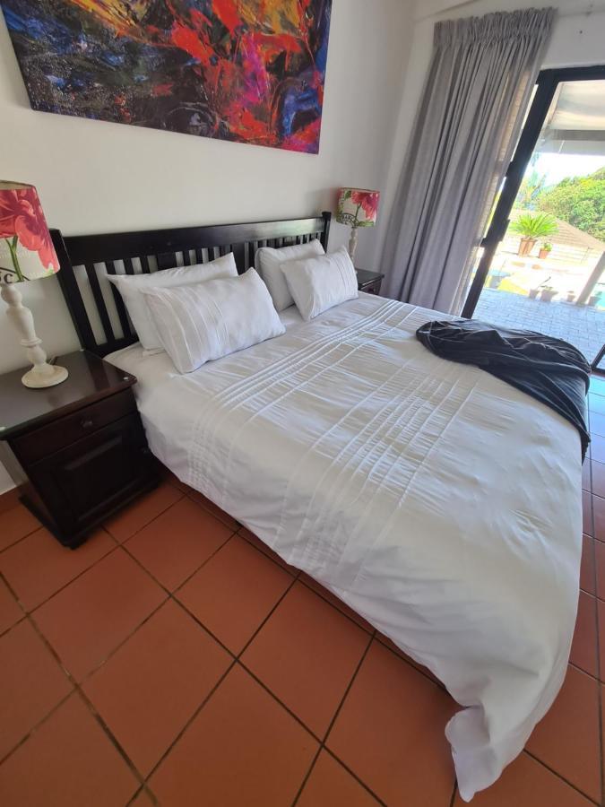 Indaba Manor On 413 Owen Ellis Dr Hotel Port Edward Esterno foto