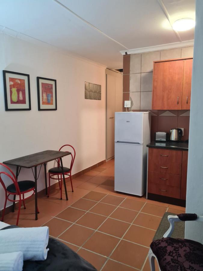 Indaba Manor On 413 Owen Ellis Dr Hotel Port Edward Esterno foto